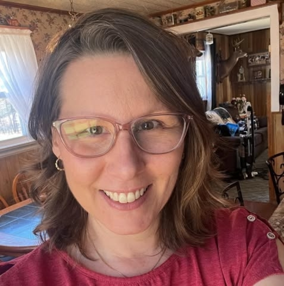 Meet your Posher, Lisa